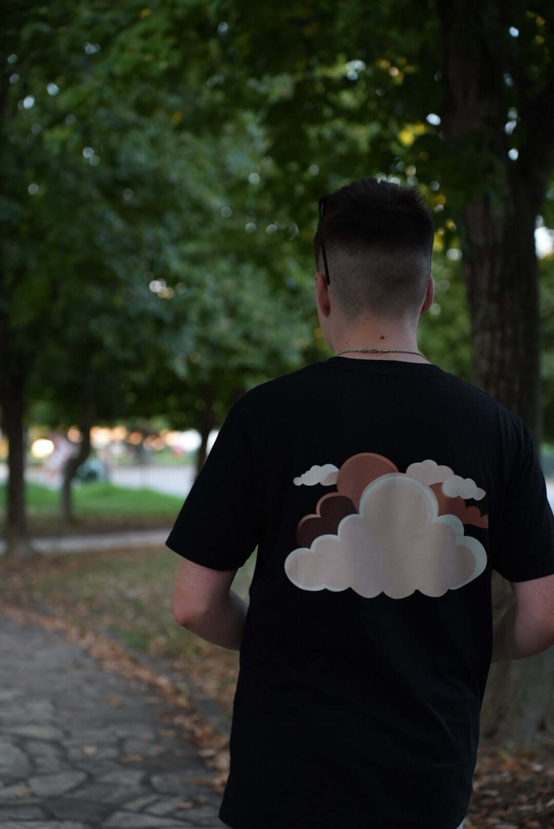 T-Shirt Clouds (Black) - The Skyture